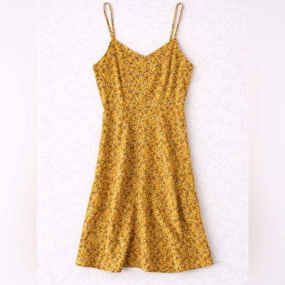 Old Navy Dresses & Skirts - Old Navy Yellow Floral Mini Dress Size Medium